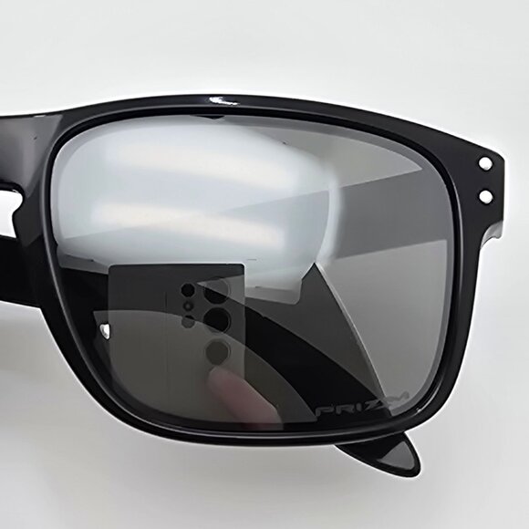 Oakley OO9102-E155 Holbrook Black Frame Prizm Black Iridium Lens Sunglasses 57mm - Picture 14 of 16